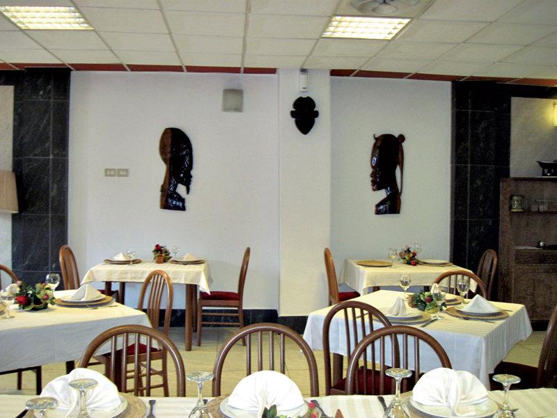 Hotel Franco Yaoundé Restaurante foto